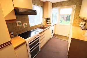 KITCHEN- click for photo gallery